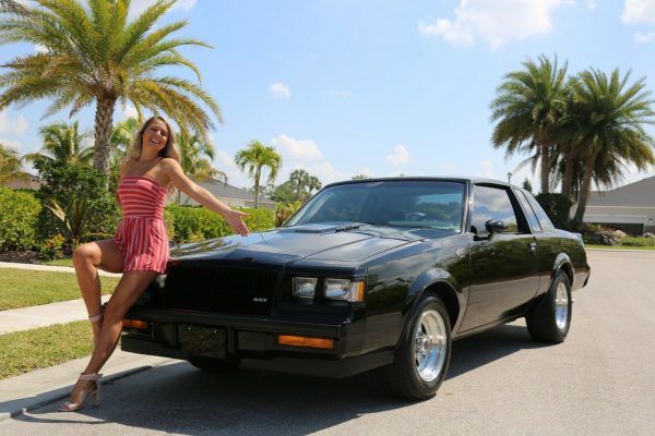 Cool Buick Cars Girls