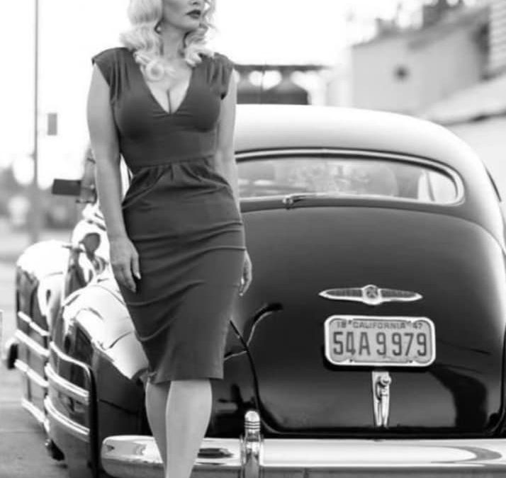 Hotties And Cool Cars